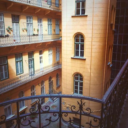 Jozsef Krt 3Br - Near Corvin Apartment Будапеща Екстериор снимка