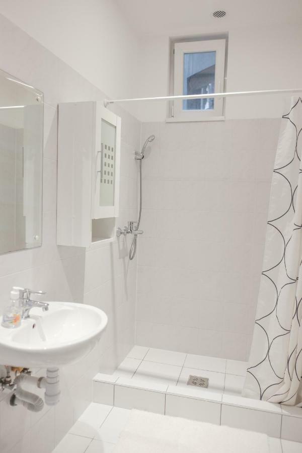 Jozsef Krt 3Br - Near Corvin Apartment Будапеща Екстериор снимка